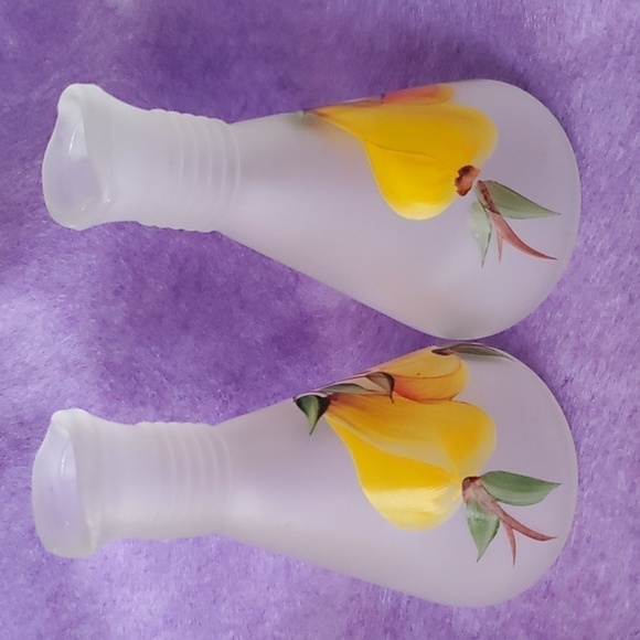 Pair of Hazel Atlas Hand Painted "Gay Fad" Oil and Vinegar Cruets Frosted Glass - Picture 2 of 4